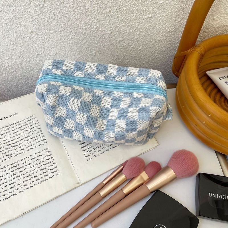 Korean Checkerboard Knitted Contrast Color Large Capacity Cosmetic Storage Bag
