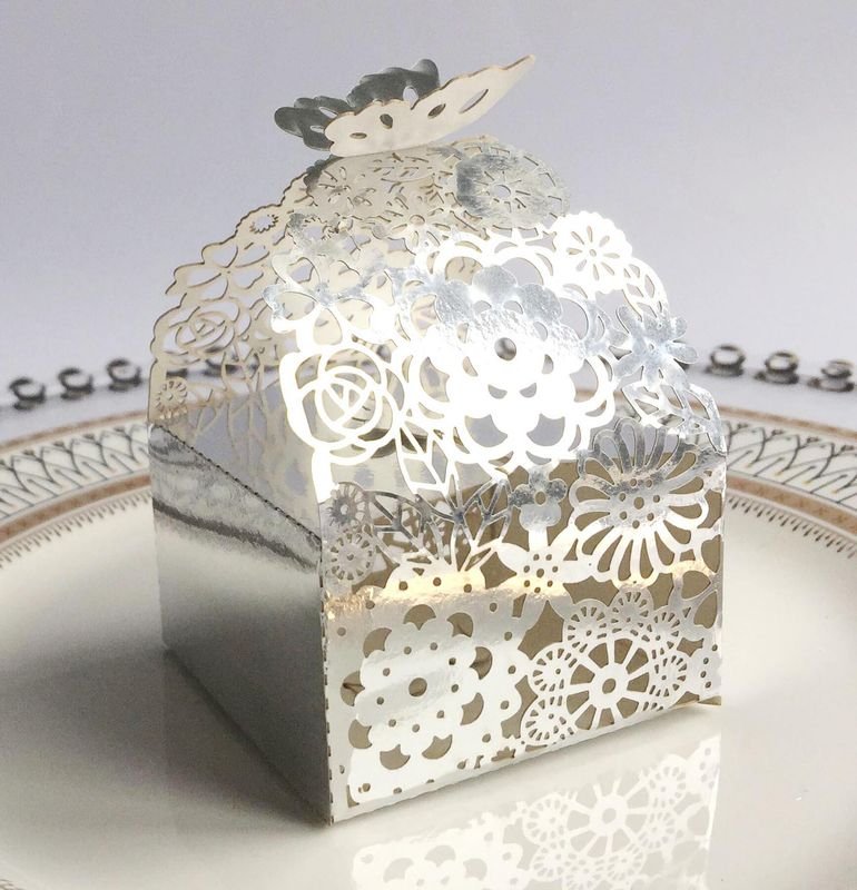 Simple Creative Hollow Floral Three-Dimensional Floral Wedding Candy Packaging Box