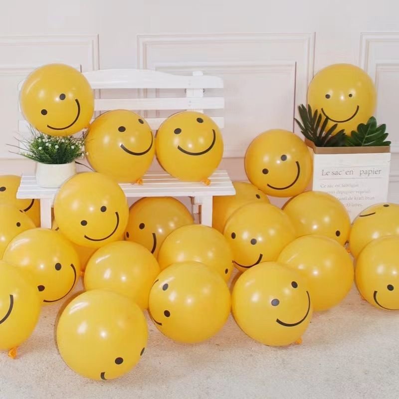12 Inch Yellow Smiley Face Latex Balloon Birthday Party Layout 100-Bag